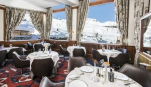 Hôtel Annapurna - Restaurant avec vue sur les pistes