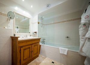 Grand Hôtel du Rond Point des Pistes - Salle de bains